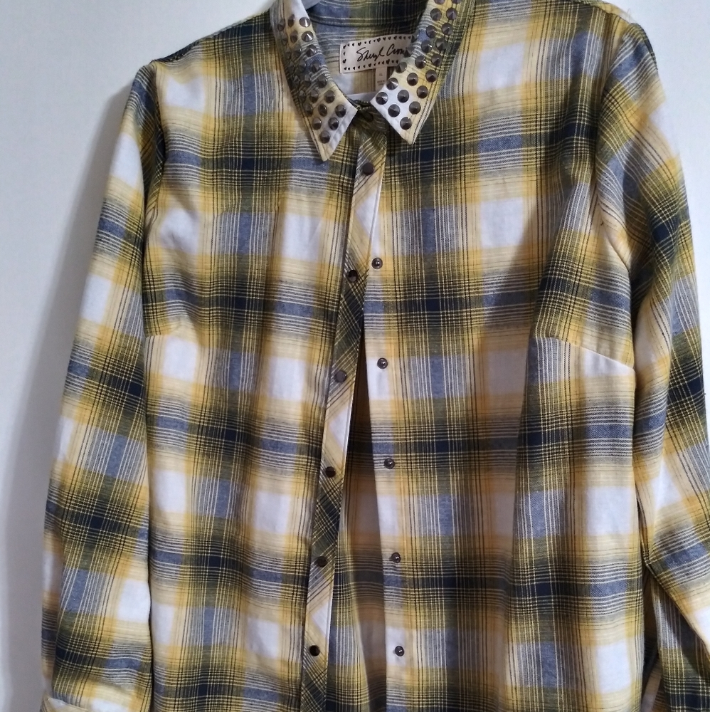 Plaid Studded Women's Buttondown